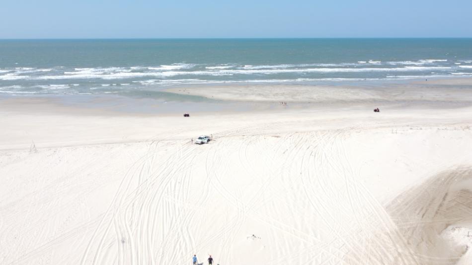 waves kitesurfspot in Atins Brazil